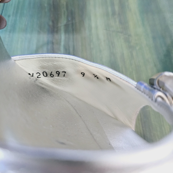 Stuart Weitzman Heels - Picture 7 of 8